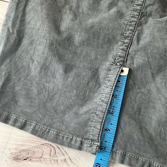 London Jean Smoky Gray Corduroy Skirt – Size 14 Office Church Casual Stretchy - Picture 7 of 7